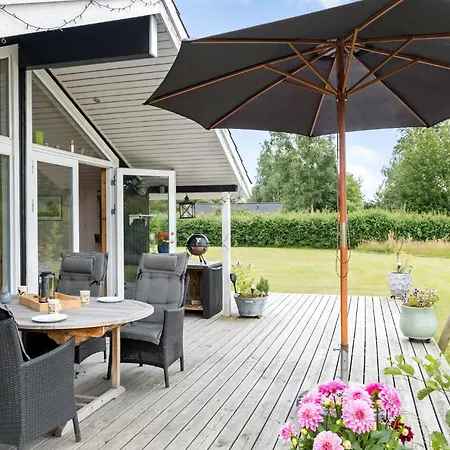 2 Bedroom Gorgeous In * Grevinge