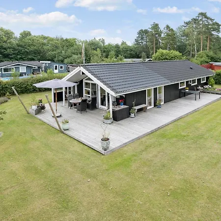 Stunning In With Kitchen * Grevinge