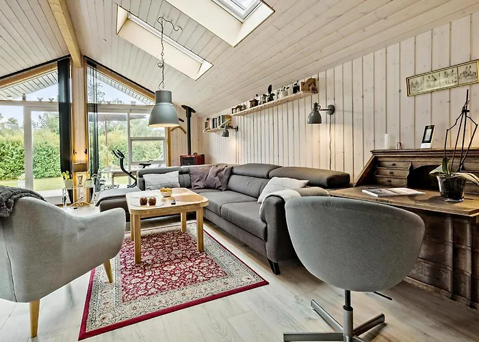 2 Bedroom Gorgeous In Сasa de vacaciones Grevinge