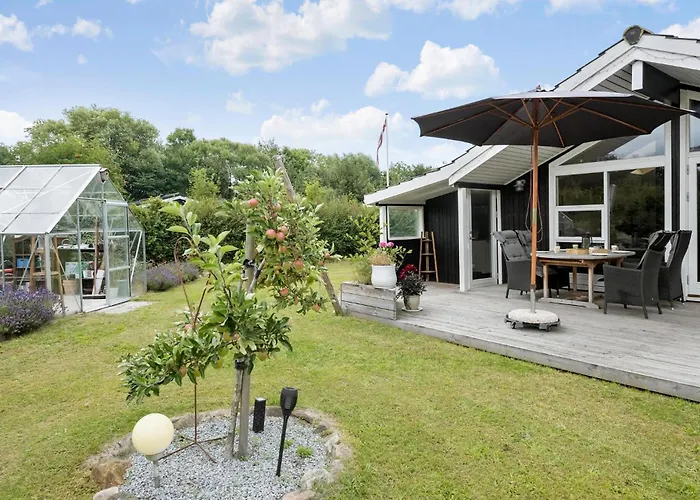 2 Bedroom Gorgeous In * Grevinge