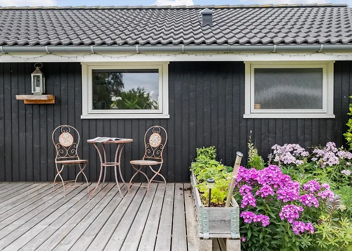 2 Bedroom Gorgeous In Сasa de vacaciones